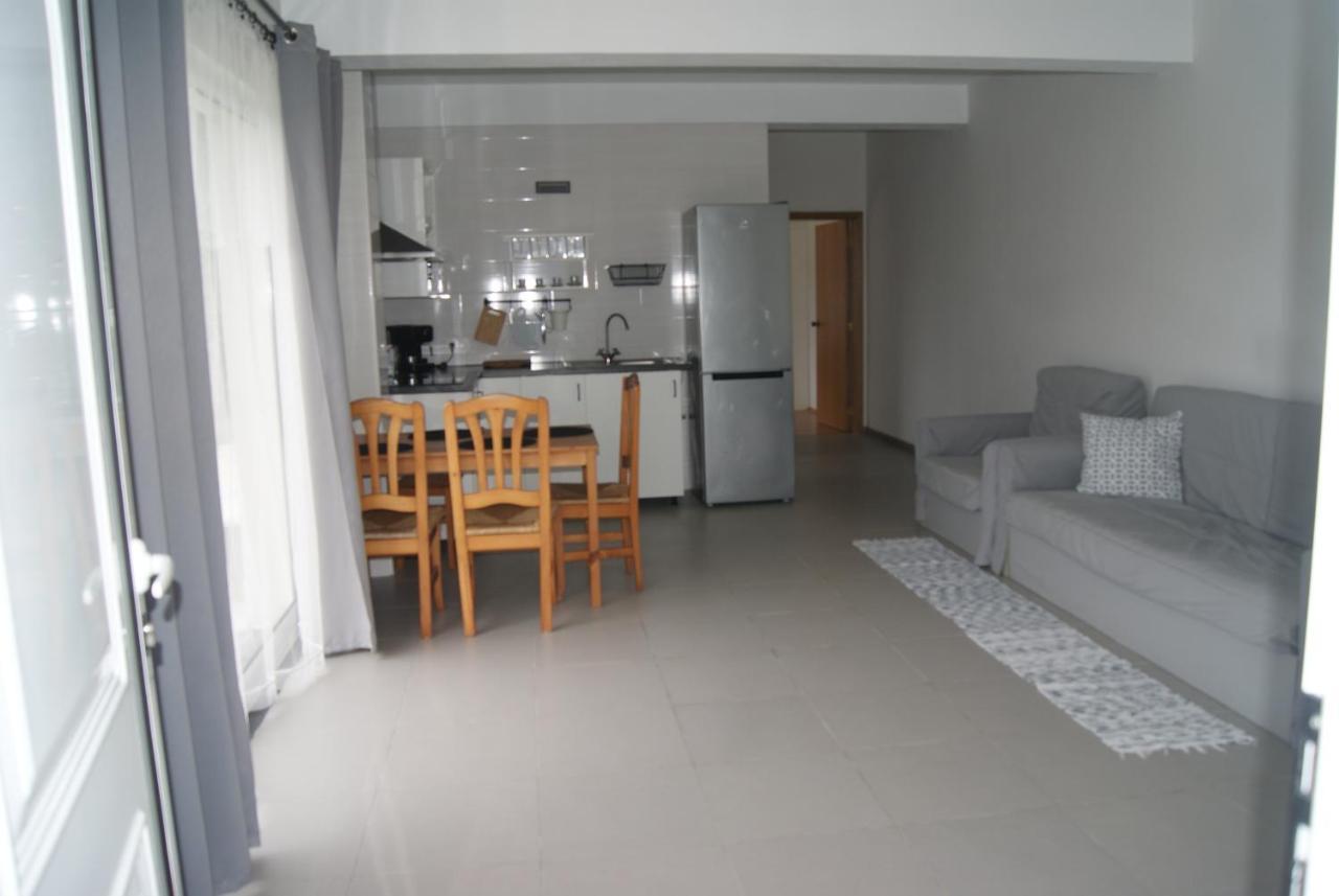 Apartamentos Praia Do Almoxarife Horta  Extérieur photo