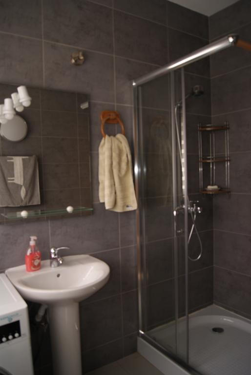Apartamentos Praia Do Almoxarife Horta  Extérieur photo